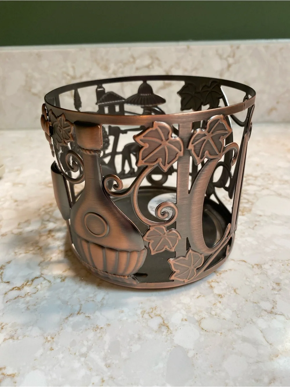 Bath & Body Works 3‑Wick Candle Holder Sleeve – Brown Scenic Metal Design